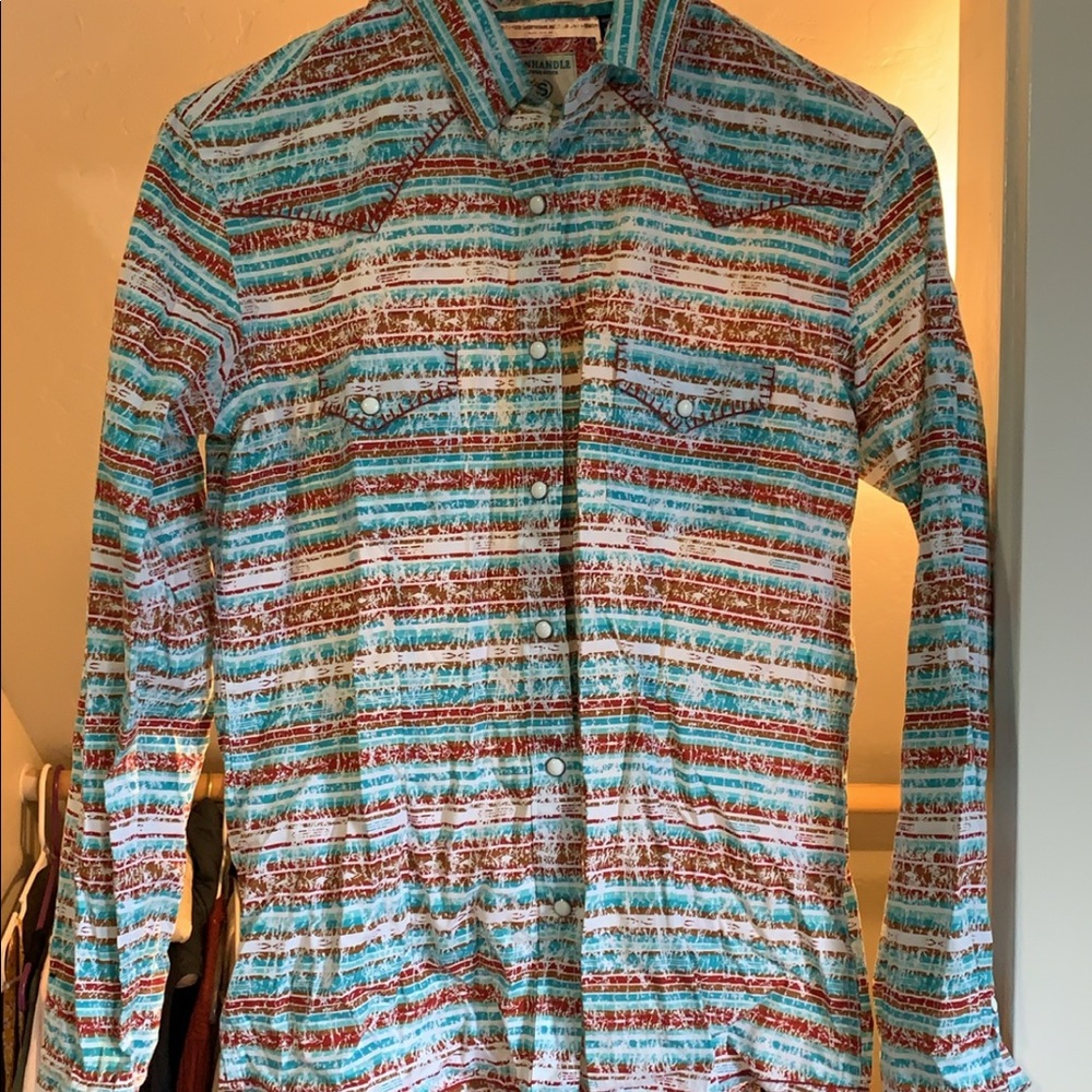 Button up - Picture 2 of 2